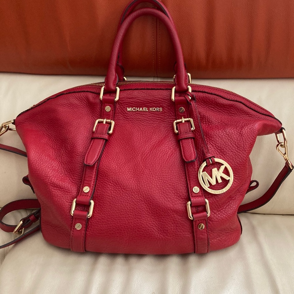 Michael Kors red purse or navy blue I have them in both colors